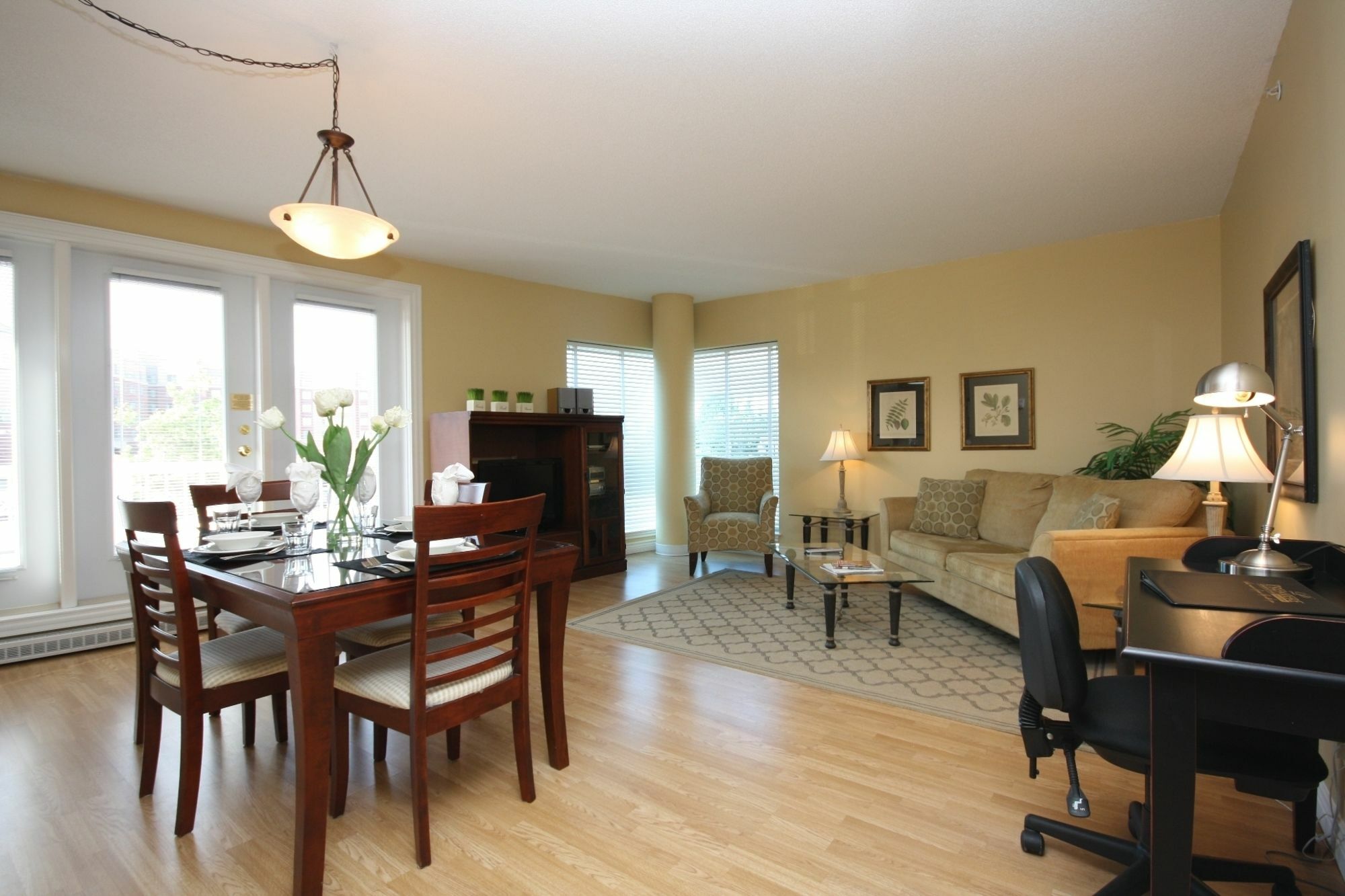 Premiere Suites Moncton Eksteriør billede